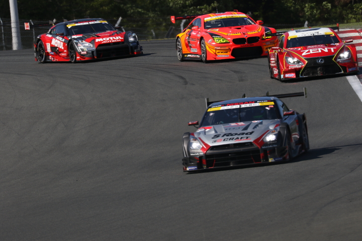 決勝レース: 本山哲（S Road CRAFTSPORTS GT-R）