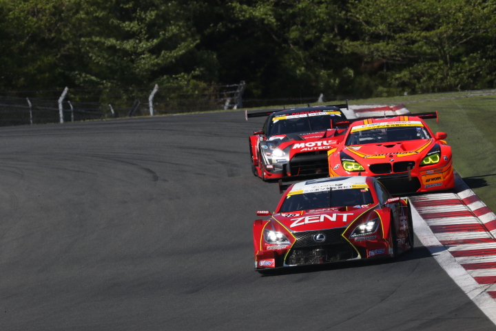 決勝レース: 立川祐路（ZENT CERUMO RC F）