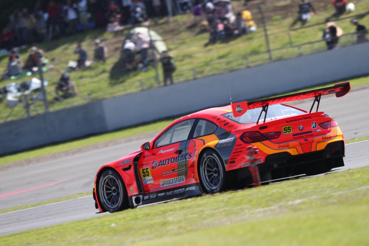 決勝レース: 高木真一／小林崇志組（ARTA BMW M6 GT3）