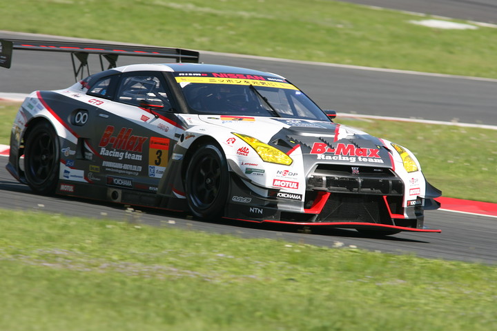 GT300クラス優勝は星野一樹／ヤン・マーデンボロー組（B-MAX NDDP GT-R）
