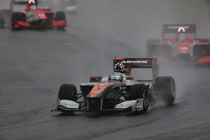 優勝は石浦宏明（P.MU/CERUMO・INGING SF14）