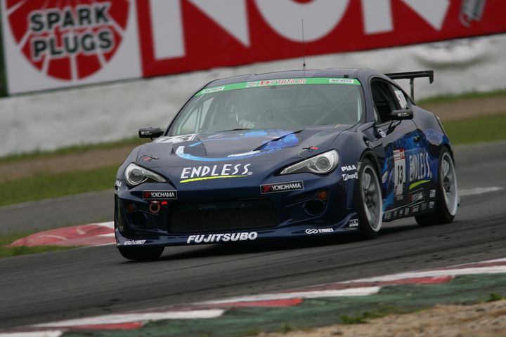 ST-4クラス優勝は村田信博／小河諒／元嶋佑弥組（ENDLESS･ADVAN･86）