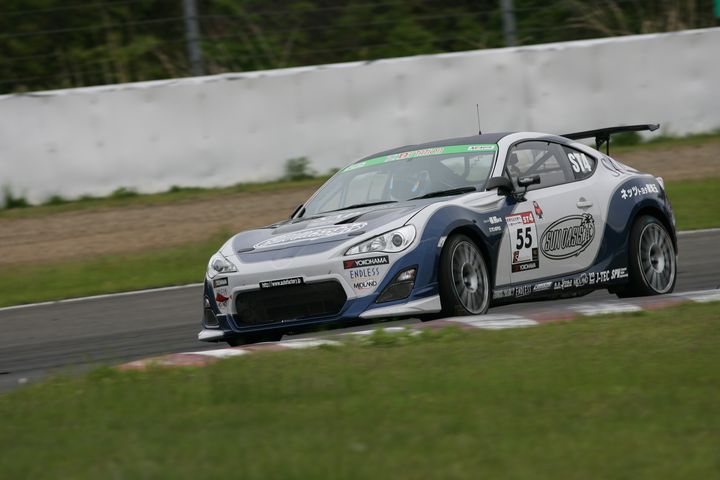 ST-4クラス決勝2位はたしろじゅん／小野田貴俊／伊藤毅組（SunOasisネッツトヨタ東埼⽟86）