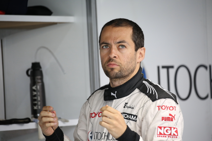 フリー走行: ジョアオ・パオロ・デ・オリベイラ（ITOCHU ENEX TEAM IMPUL）