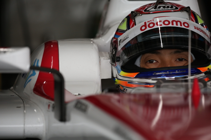 フリー走行: 野尻智紀（DOCOMO DANDELION M40Y SF14）