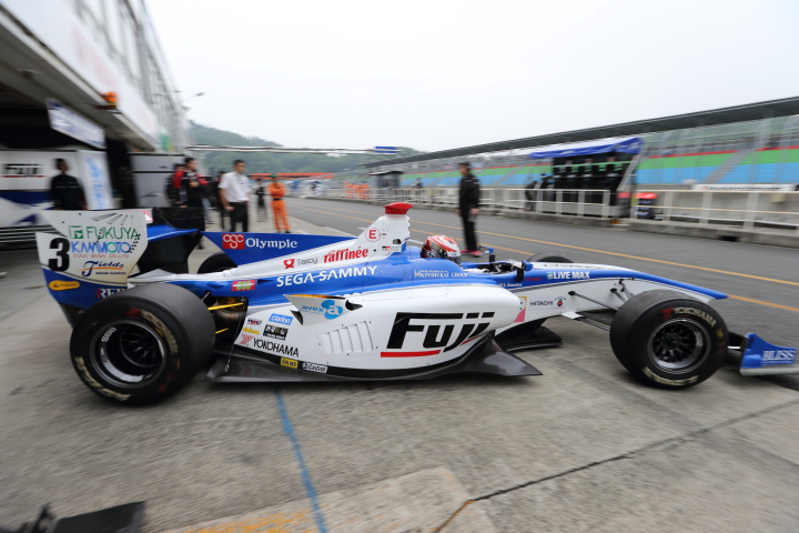 フリー走行: ジェームス・ロシター（フジ・コーポレーションKONDO SF14）