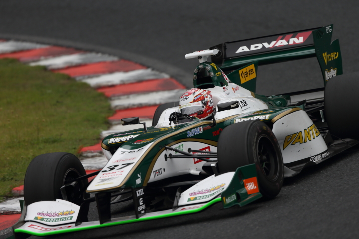 フリー走行: 中嶋一貴（VANTELIN KOWA TOM’S SF14）