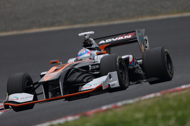 フリー走行: 国本雄資（P.MU/CERUMO・INGING SF14）