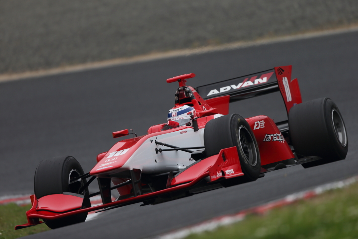 フリー走行: 塚越広大（REAL SF14）