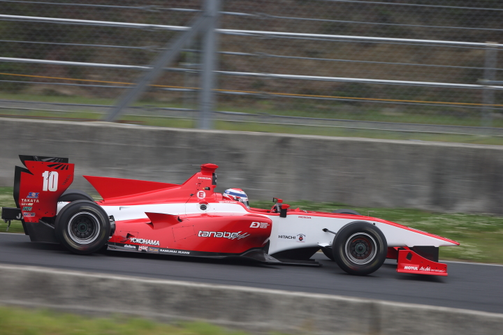 フリー走行: 塚越広大（REAL SF14）