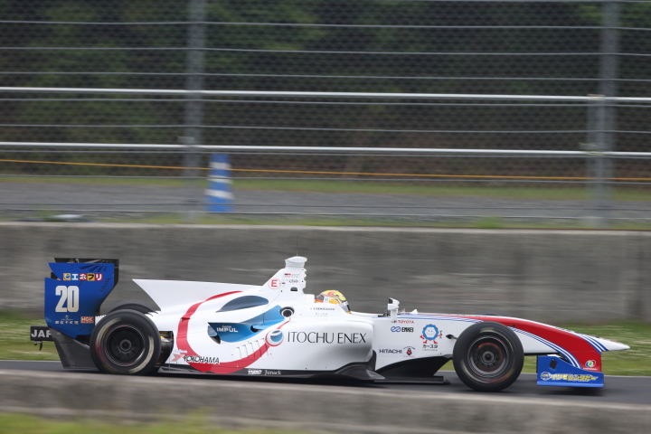 フリー走行: 関口雄飛（ITOCHU ENEX TEAM IMPUL SF14）