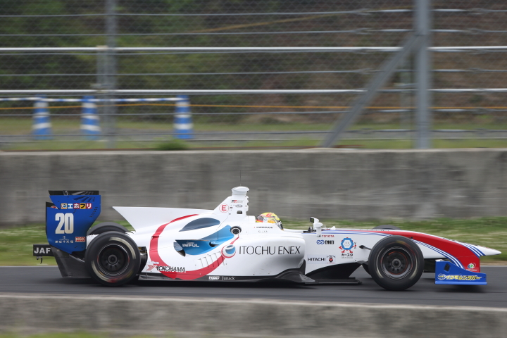 フリー走行: 関口雄飛（ITOCHU ENEX TEAM IMPUL SF14）