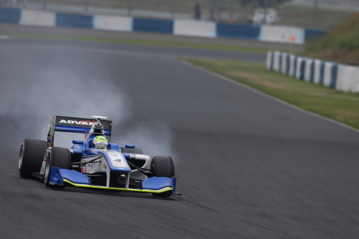 フリー走行: ウィリアム・ブラー（フジ・コーポレーションKONDO SF14）