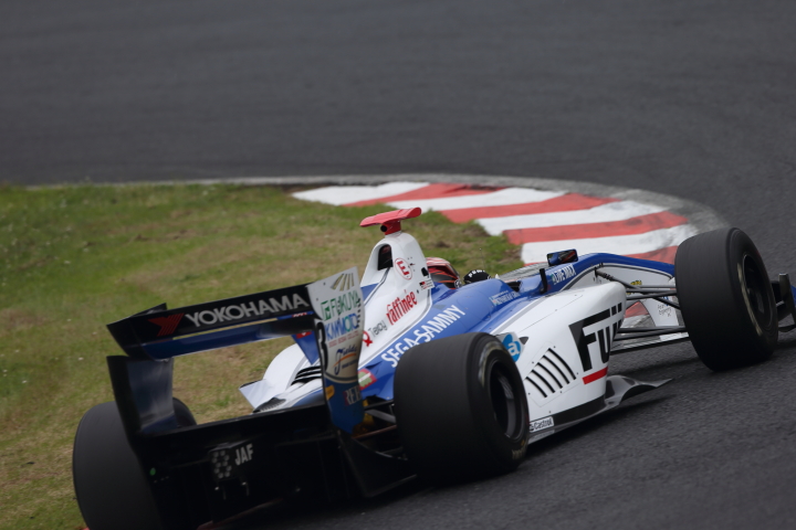 フリー走行: ジェームス・ロシター（フジ・コーポレーションKONDO SF14）