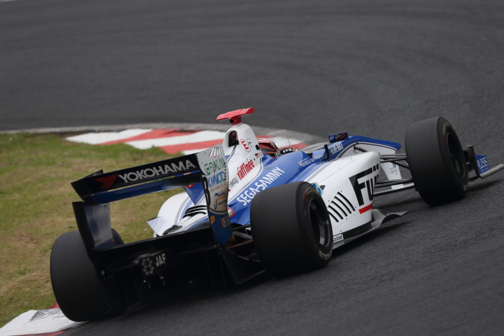 フリー走行: ジェームス・ロシター（フジ・コーポレーションKONDO SF14）
