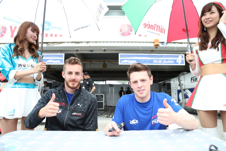 ピットウォーク: ジェームス・ロシターとウィリアム・ブラー（KONDO RACING）