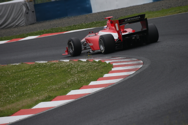 公式予選: 塚越広大（REAL SF14）