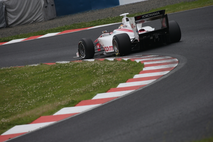 公式予選: ストフェル・バンドーン（DOCOMO DANDELION M41S SF14）