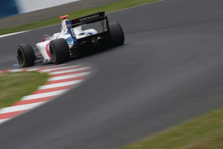 公式予選: ジョアオ・パオロ・デ・オリベイラ（ITOCHU ENEX TEAM IMPUL SF14）