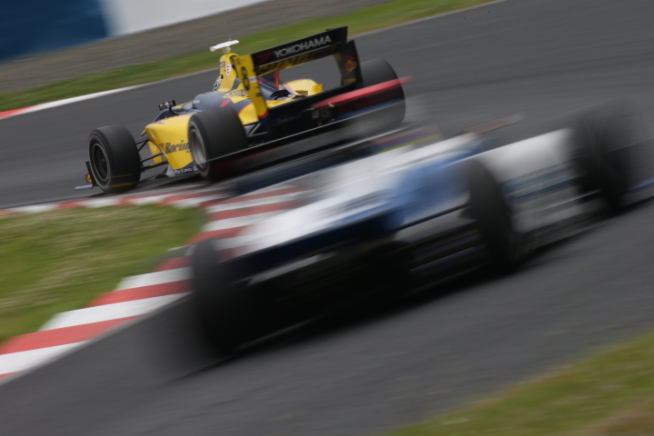 公式予選: 小林可夢偉（SUNOCO TEAM LEMANS SF14）