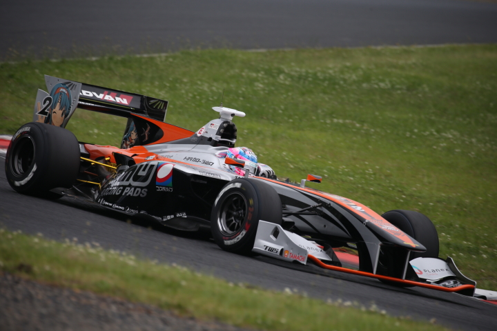 公式予選: 国本雄資（P.MU/CERUMO・INGING SF14）