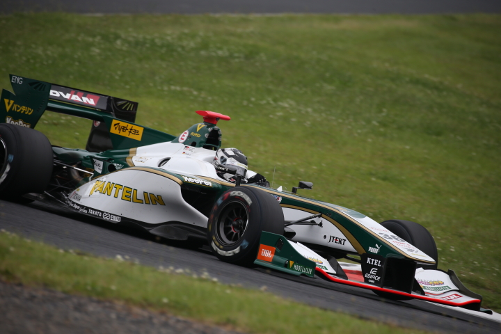 公式予選: アンドレ・ロッテラー（VANTELIN KOWA TOM’S SF14）