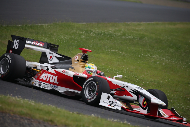 公式予選: 山本尚貴（TEAM無限SF14）