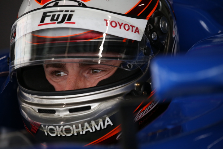 スタート進行: ジェームス・ロシター（KONDO RACING）