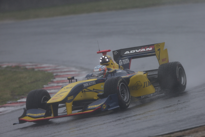 決勝レース: ナレイン・カーティケヤン（SUNOCO TEAM LEMANS SF14）