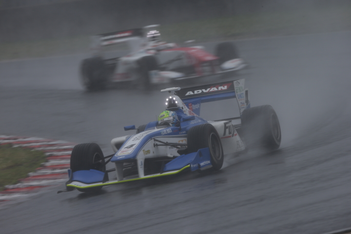 決勝レース: ウィリアム・ブラー（フジ・コーポレーションKONDO SF14）