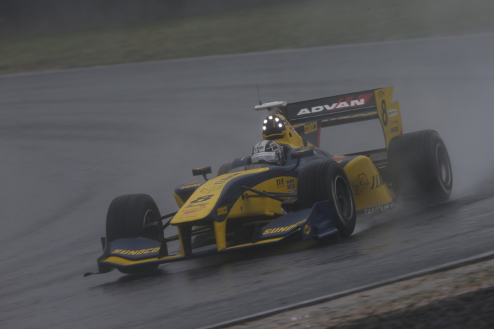 決勝レース: 小林可夢偉（SUNOCO TEAM LEMANS SF14）