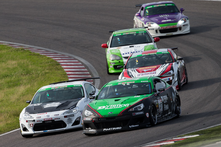 セカンドチャンス100: スタート直後、ST-4クラスのバトル