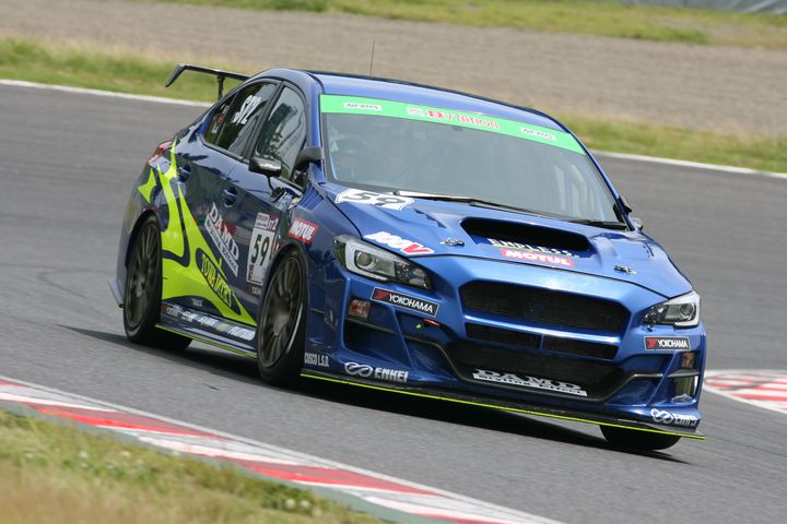 ST-2クラスポールポジションは大澤学／後藤比東至／檜井保孝組（DAMD MOTUL ED WRX STI）