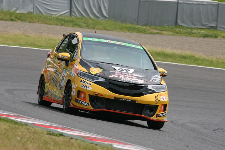 ST-5クラスポールポジションは大野尊久／窪田俊浩／梅本淳一組（BRP★J'S RACINGホンダカーズ浜松北FIT）