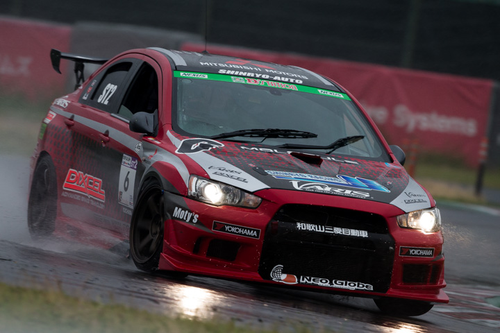 ST-2クラス優勝は冨桝朋広／菊地靖／大橋正澄組（新菱オートDIXCEL EVOⅩ）