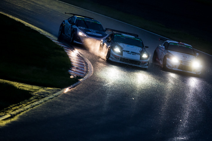 レース終盤のナイトラン