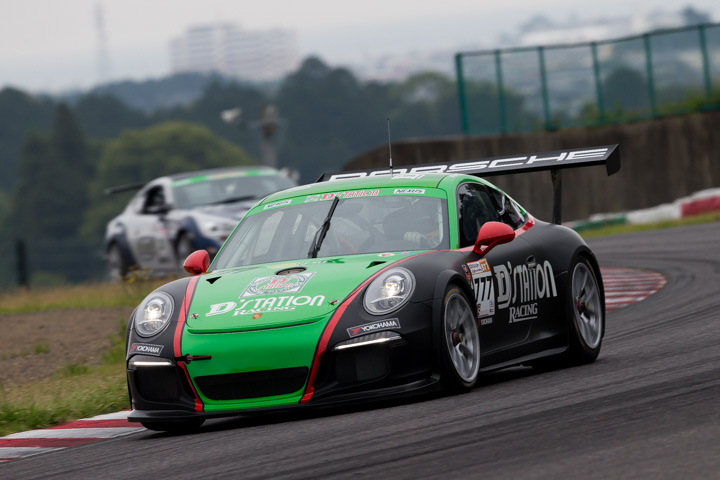 ST-1クラストップは星野敏／荒聖治組（D'station Porsche 991）