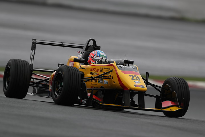 予選2位は千代勝正（B-MAX NDDP F3）