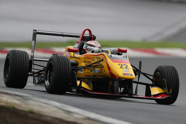 ポールポジションはヤン・マーデンボロー（B-MAX NDDP F3）