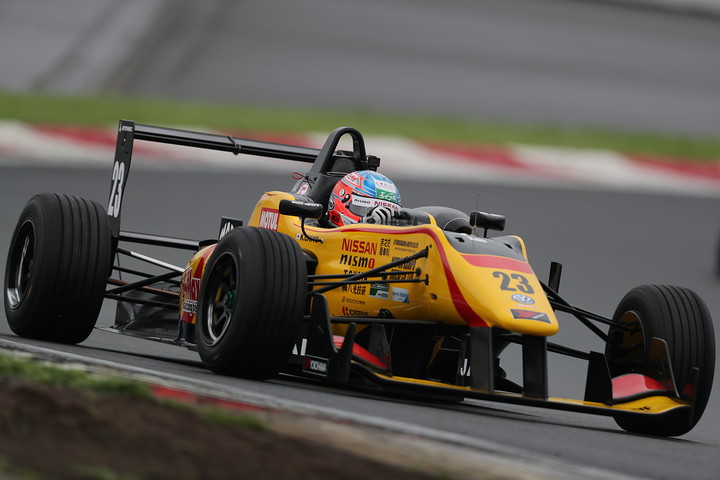 予選2位は千代勝正（B-MAX NDDP F3）