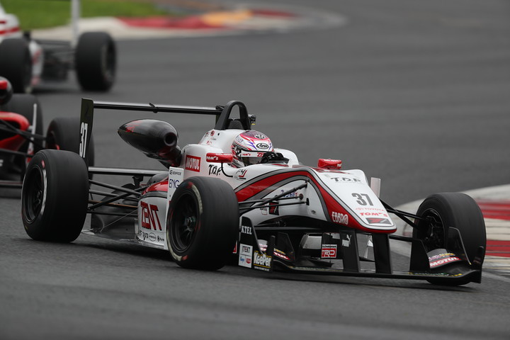 決勝2位は坪井翔（ZENT TOM'S F314）