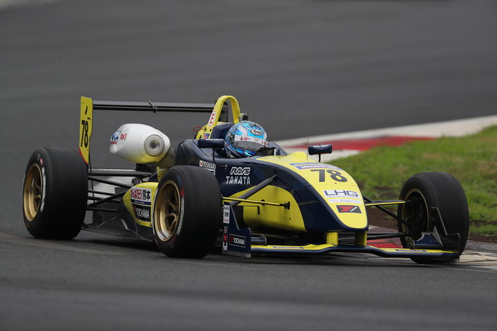 Nクラス決勝2位は片山義章（Petit LM Racing）