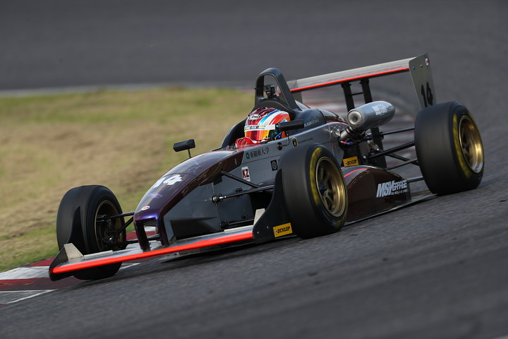 決勝3位は金澤力也（VSRランボルギーニF108）