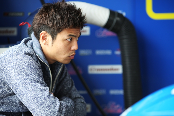 ピットウォーク: 中山友貴（TEAM UPGARAGE with BANDOH）