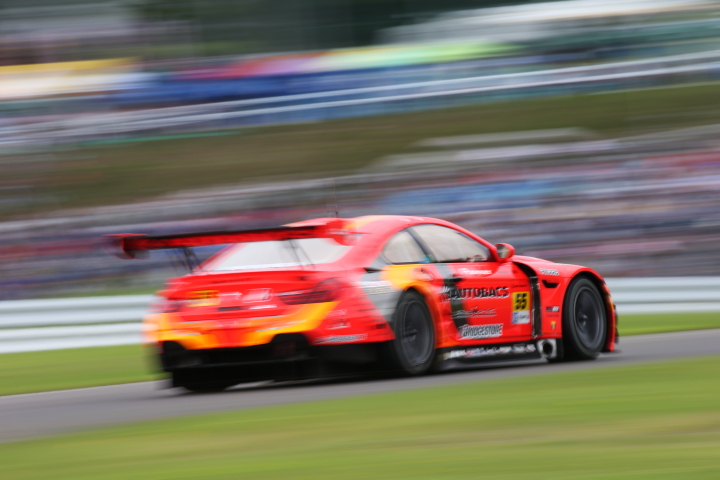 決勝レース: 高木真一／小林崇志組（GT300クラス・ARTA BMW M6 GT3）