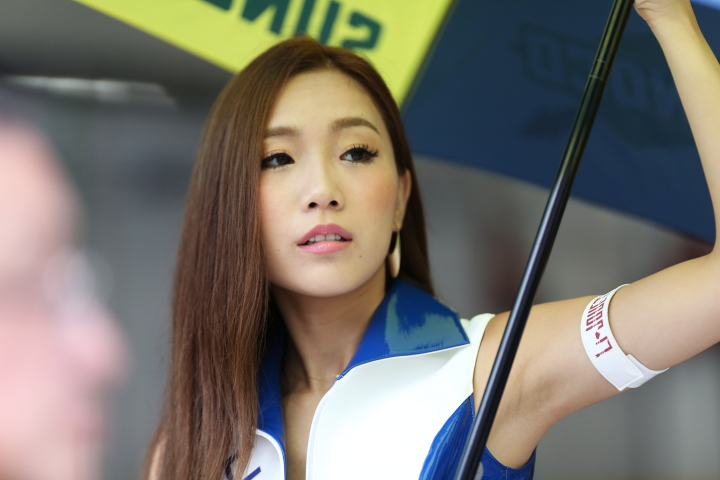 ピットウォーク: レースクイーン