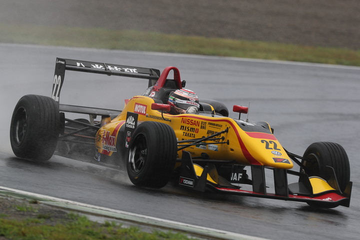 予選2位のヤン・マーデンボロー（B-MAX NDDP F3）