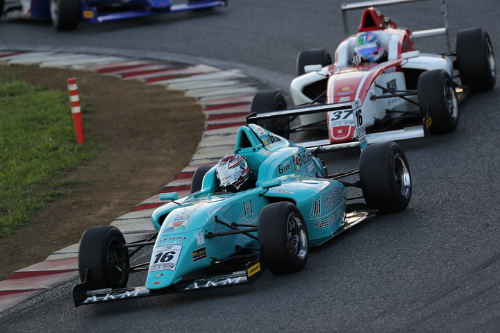 篠原拓朗と小高一斗の争い