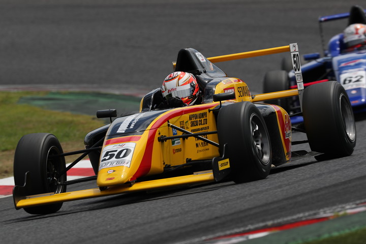 第11戦予選3位、第12戦予選5位の澤田真治（B-MAX RACING F110）
