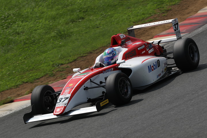 決勝2位は小高一斗（FTRSスカラシップF4）